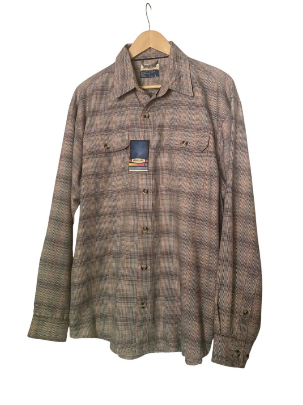 NWT Magellan Outdoors Plaid Long Sleeve Button-Up Shirt - size L (men’s)